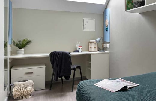 Penthouse Ensuite