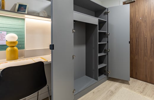 Standard Studio (floor 11)