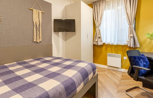 Standard - 2 Bed Flat