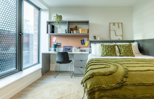 Standard Studio (floor 3-4)