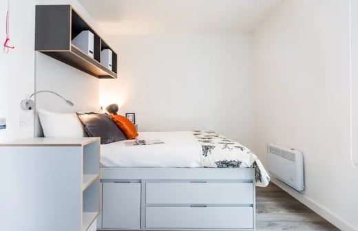 Platinum Ensuite