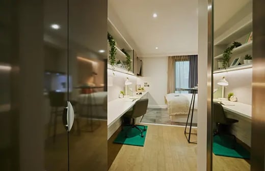 Platinum Plus Studio