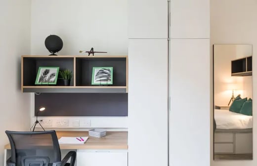Silver Shared House