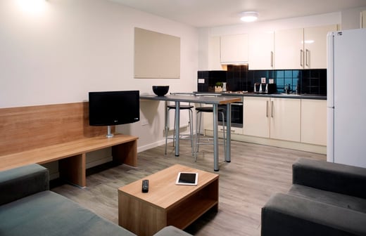 Silver Apartment