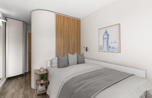 Silver En Suite