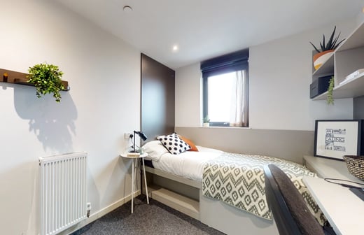 3 Bed Apartment