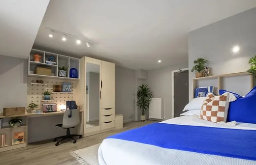 7 Bed Premium Ensuite
