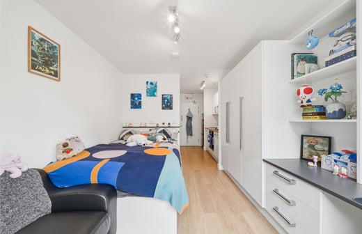 Gold River Studio, Floors 1-6