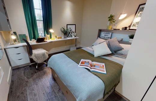 Platinum En Suite