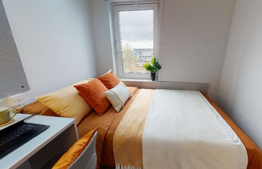 Platinum En Suite