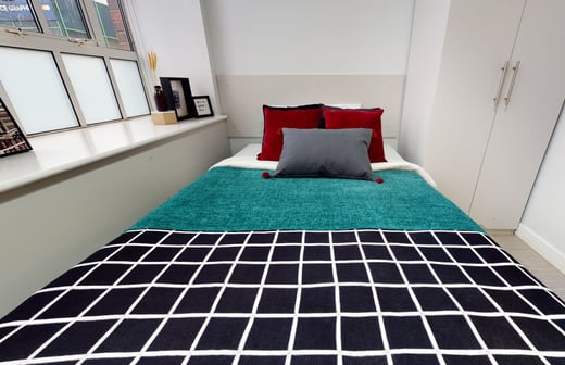 2 Bed Apartment