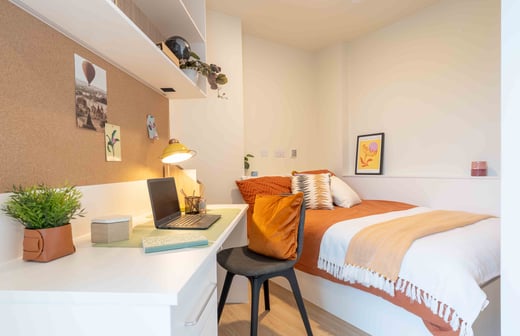 Silver En Suite Premium