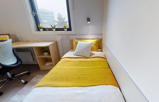 Bronze En Suite Plus