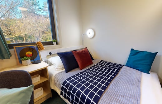 Silver En Suite
