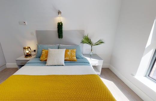 1 Bed Apartment