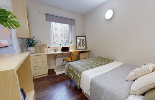 Bronze En Suite Plus