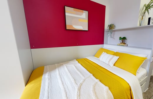 Bronze En Suite Plus
