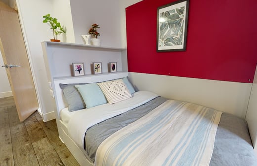 Copper En Suite Plus