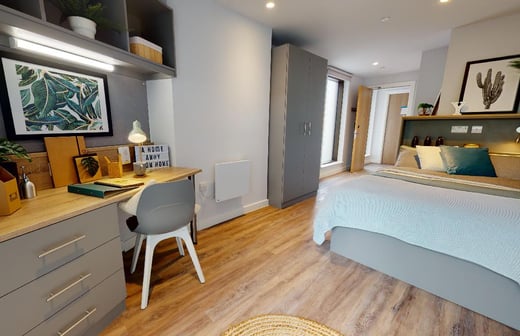 Copper En Suite Plus-2627