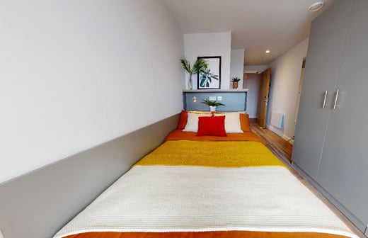 Penthouse En Suite