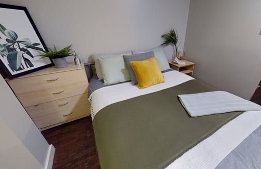 1 Bed Apartment