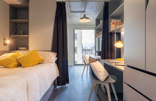Twin Room Plus