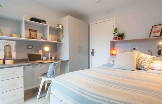 Bronze 2 Bed Ap Plus-2627