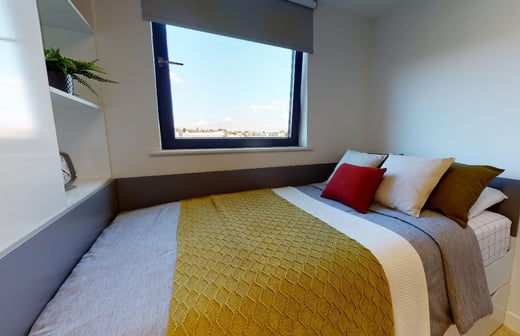 Platinum En Suite Plus