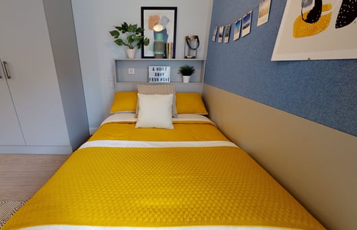 Gold En Suite