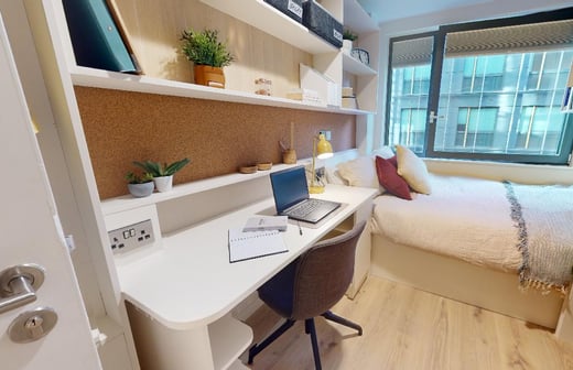 Platinum 2 Bed Apt Plus