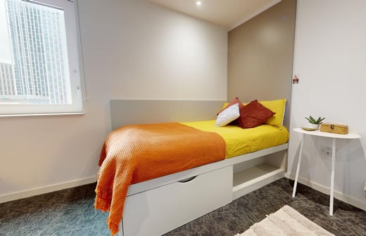 Bronze En Suite Deluxe