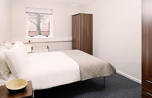 Gold 1 Bed Apartment