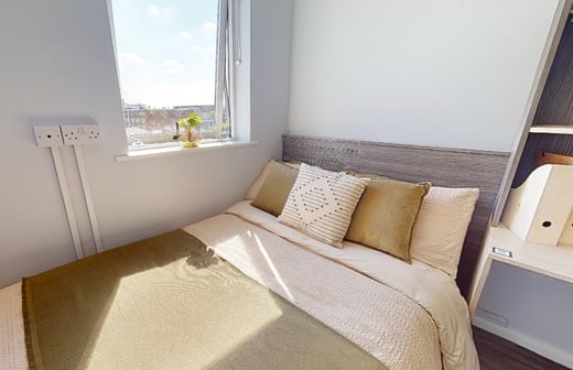 Silver 3 Bed Apartment