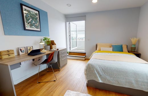 Penthouse En Suite Plus
