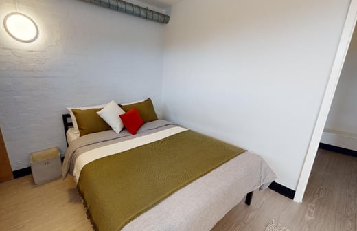 Bronze Studio