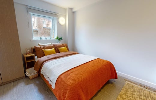 Platinum En Suite
