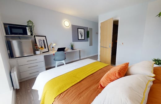 Gold Mini Studio