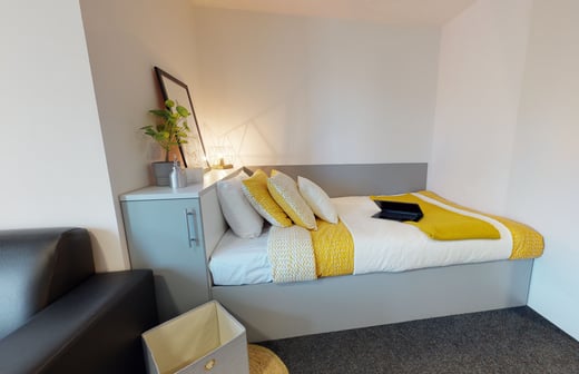 2 Bed Apartment