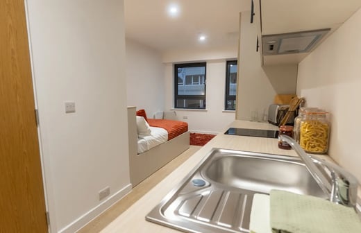 Penthouse Premium Studio