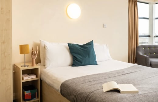1 Bed Apartment