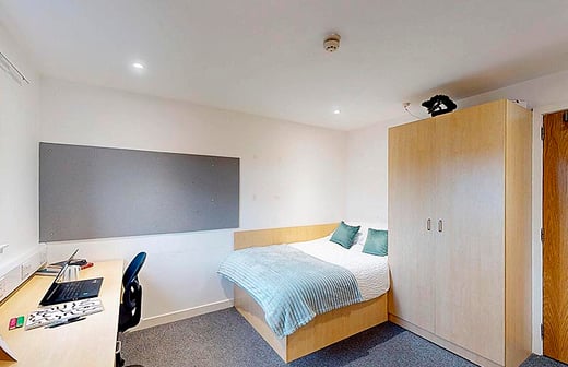 2 Bed Accessible Apartment