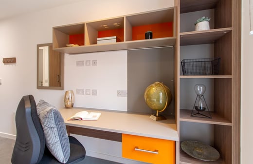 8-10 Bed En-Suite