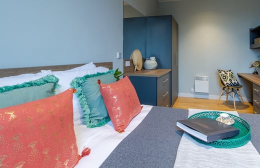 1 Bed Apartment