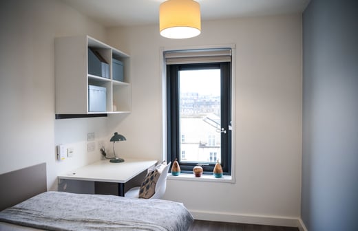 5 Bed Ensuite
