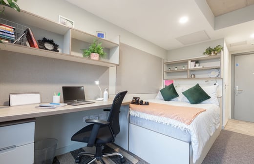 Platinum En-suite