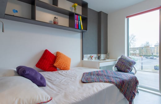 Silver En-suite (Mid Floor)