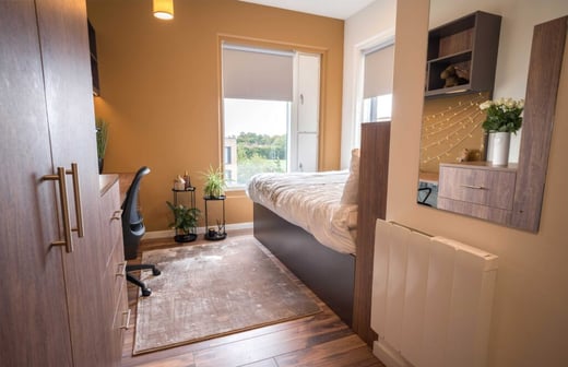EnSuite Plus