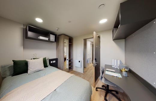 2 Bed Apartment