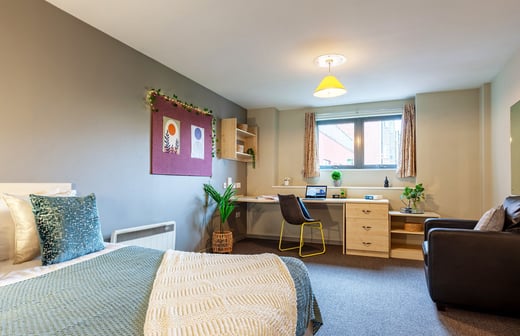 Premium Plus En-Suite
