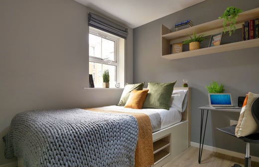 4 Bed Apartment